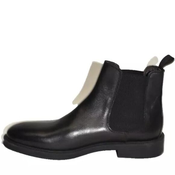 New! To Boot New York Wilford Chelsea Boot Black Size 10 US Leather DD406